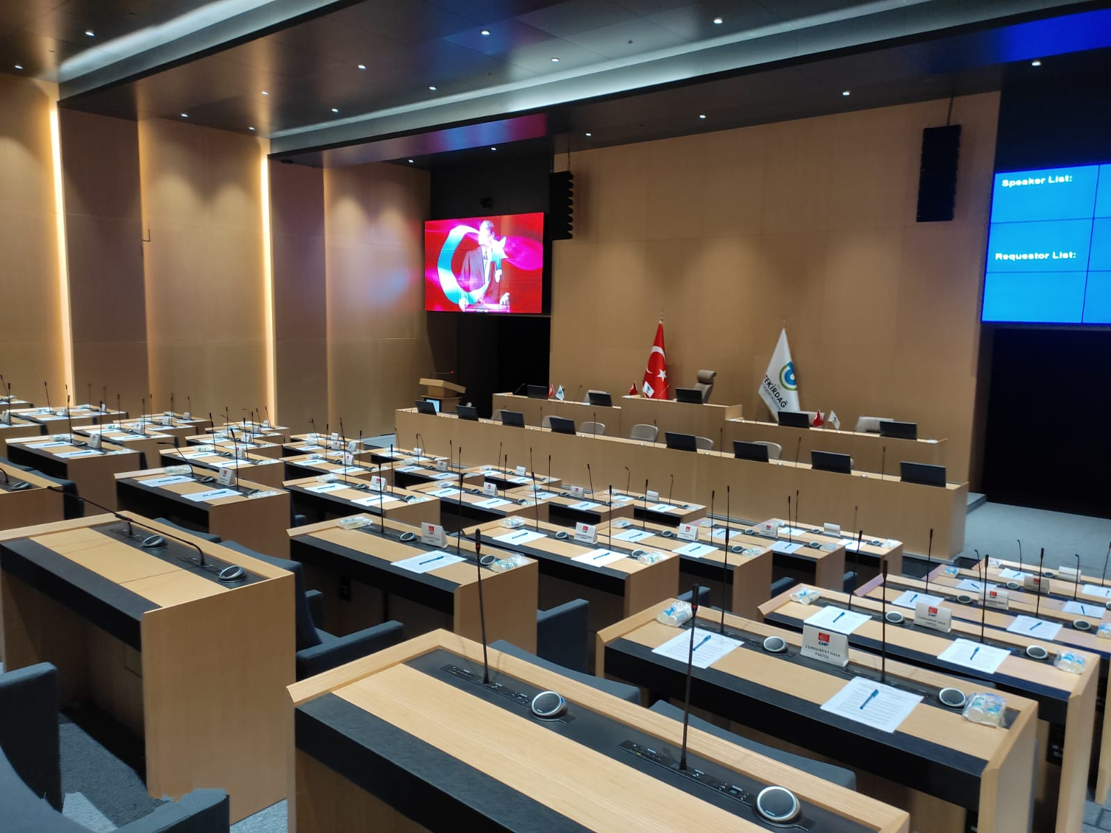 Design Principles for Intelligent Conference Room Systems