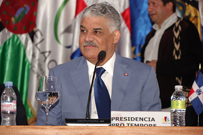 Gonsin Escorted The Celac - European Union Ministerial Summit