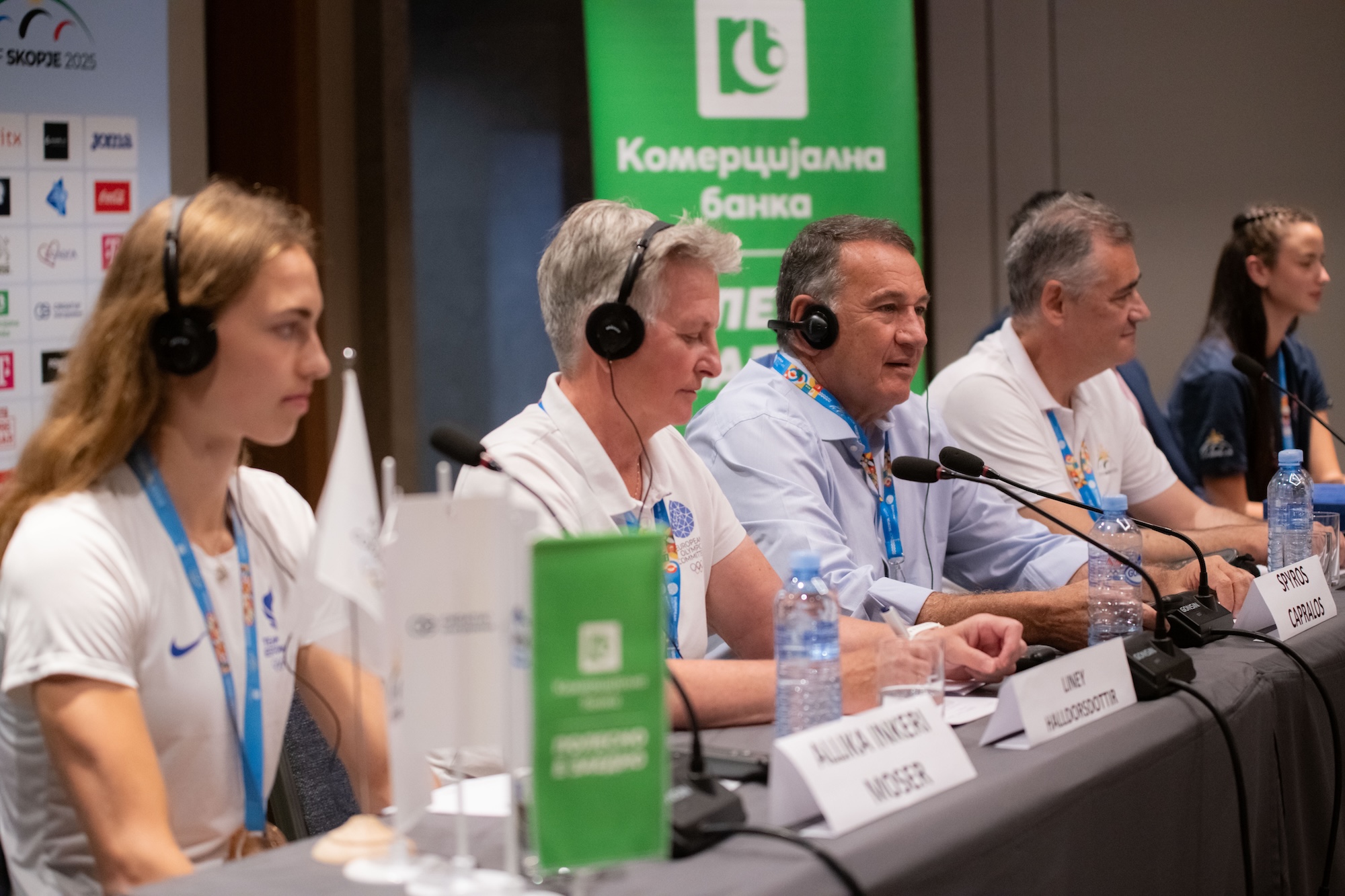 Press-1.jpg Press-1.jpg